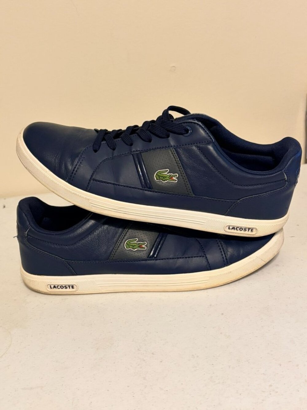 Men's Lacoste Blue Leather Europa LCR BRZ Casual Sneakers Size 9.5